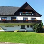 Hotel Quellenhof 2*