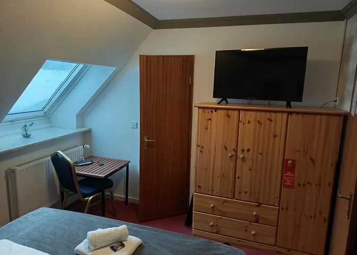 ホテル Quellenhof 2*
