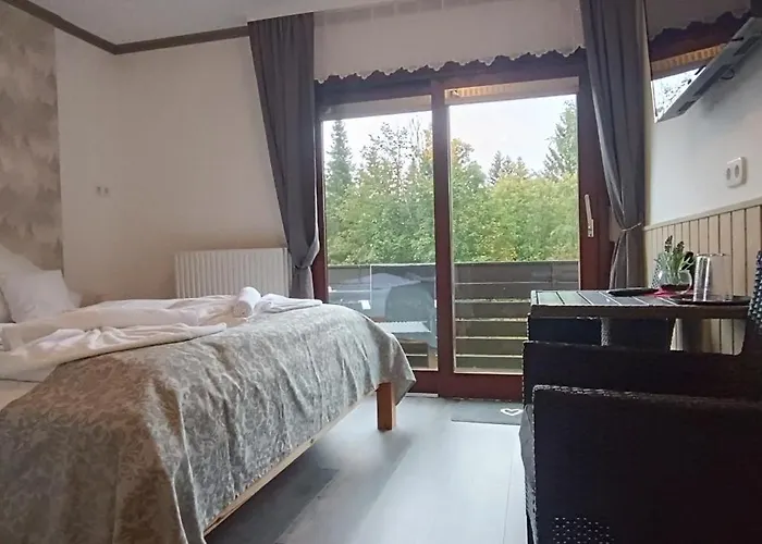 ホテル Quellenhof