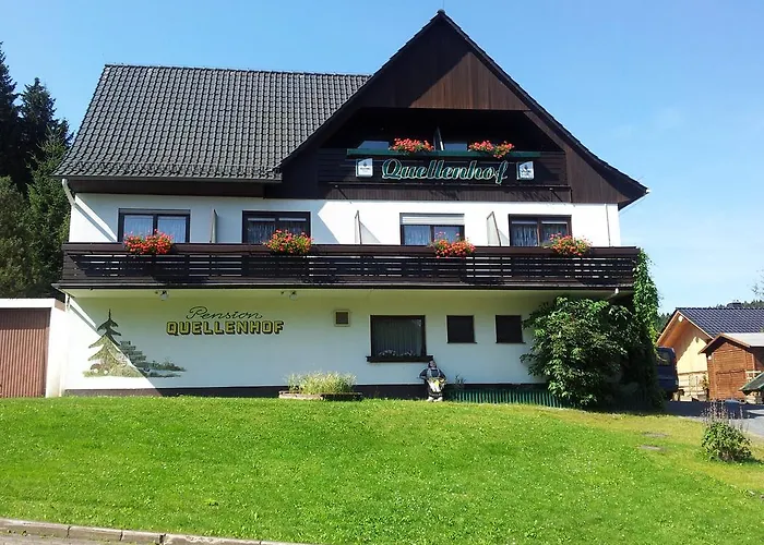Hotel Quellenhof 2*